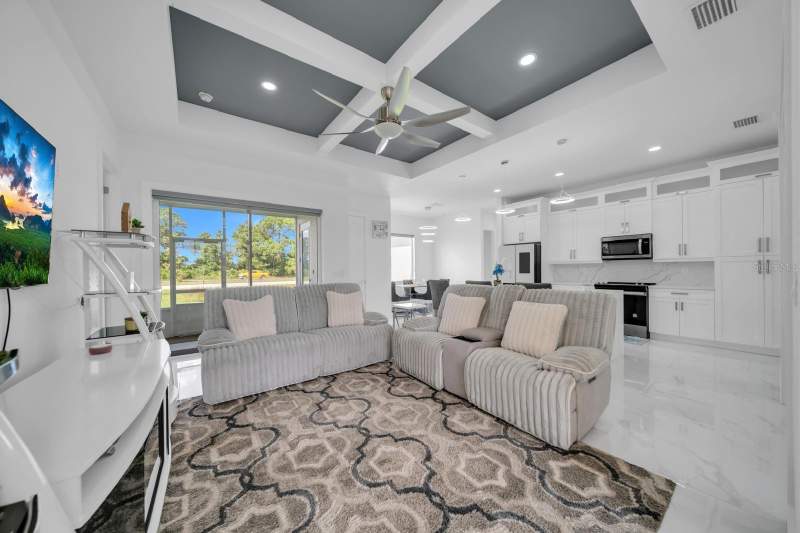 3 bedroom Single Family Residence at 1106 Floyd Avenue, Lehigh Acres, Lehigh Acres — photo 4