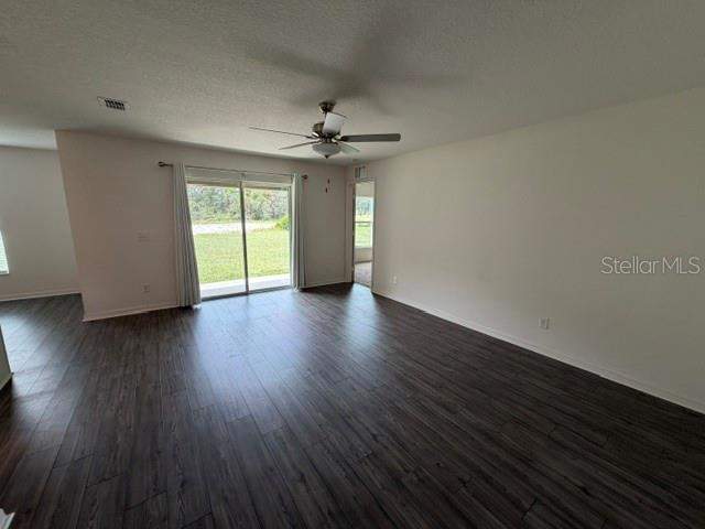 3 bedroom Single Family Residence at 326 Bowfin Court, Poinciana Nbrhd 02 East Village 07, Poinciana — photo 2