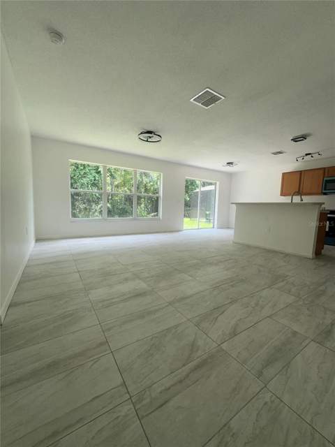 4502 Philadelphia Circle, Kissimmee FL - photo 15 of 25