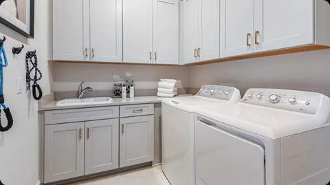 3246 Alba Circle, Bradenton FL - photo 14 of 41