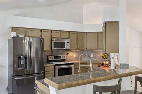 8611 Primrose Drive, Kissimmee FL - photo 21 of 60