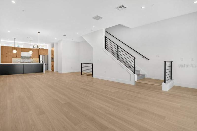 3 bedroom Townhouse at 1008 E Robinson, Vilasa Thornton Park, Orlando — photo 3