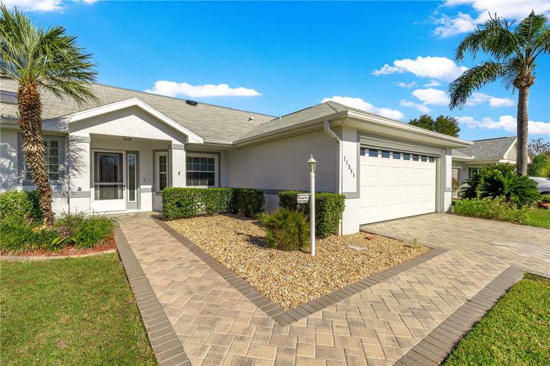 3 bedroom Single Family Residence at 11351 SE 175th Place, Stonecrest - Floridian Club Estates, Summerfield — photo 2