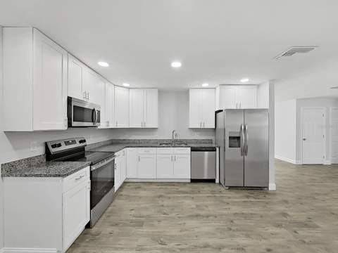 4943 Mockingbird Drive, Dade City FL - photo 11 of 45