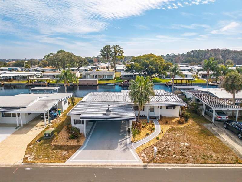 3 bedroom Mobile Home at 1018 Southland Drive, Tavares Imperial Mobile Terrace Add, Tavares — photo 2