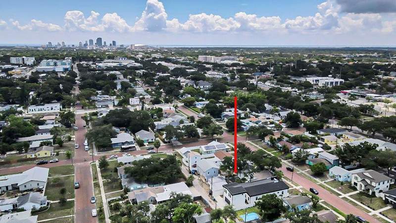 5 bedroom Single Family Residence at 3829 2nd Avenue, Central Ave Heights, St Petersburg — photo 2
