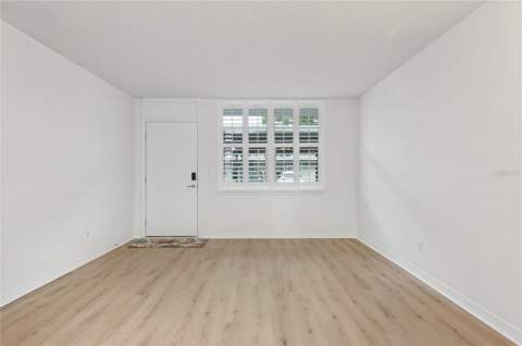 4895 Bay Street #109, St Petersburg FL - photo 10 of 39