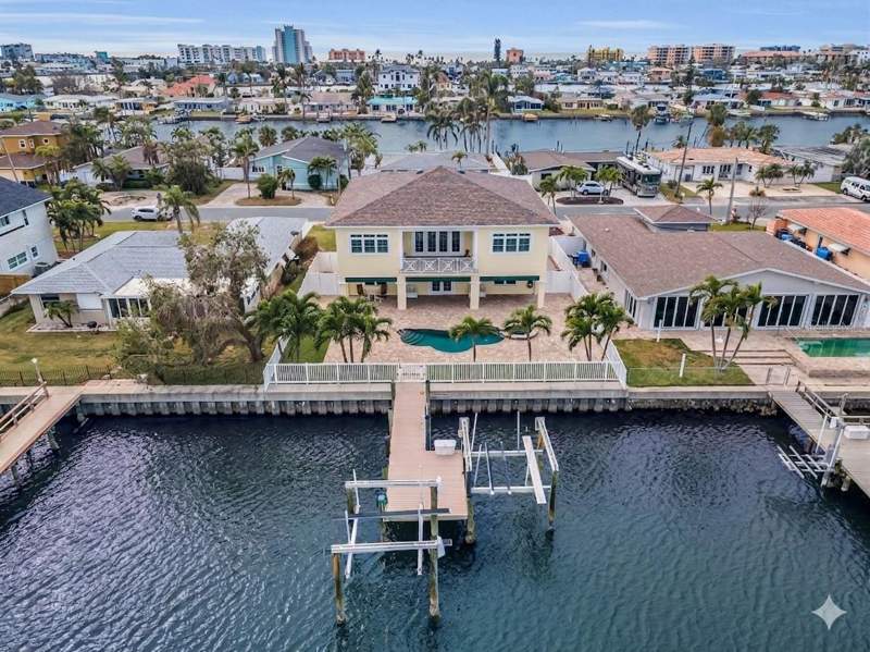 11325 5TH STREET home for sale in Isle Of Palms
