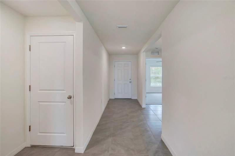 3 bedroom Single Family Residence at 810 Ace Outlaw Avenue, Brookside Estates, Ruskin — photo 3