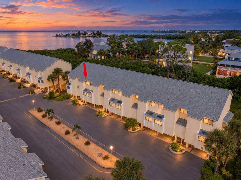 1500 SUNSET ROAD #B7 home for sale in Island Club Of Tarpon