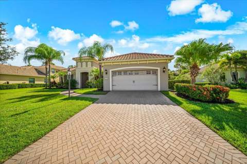 8256 Larkspur Circle, Sarasota FL - photo 6 of 74