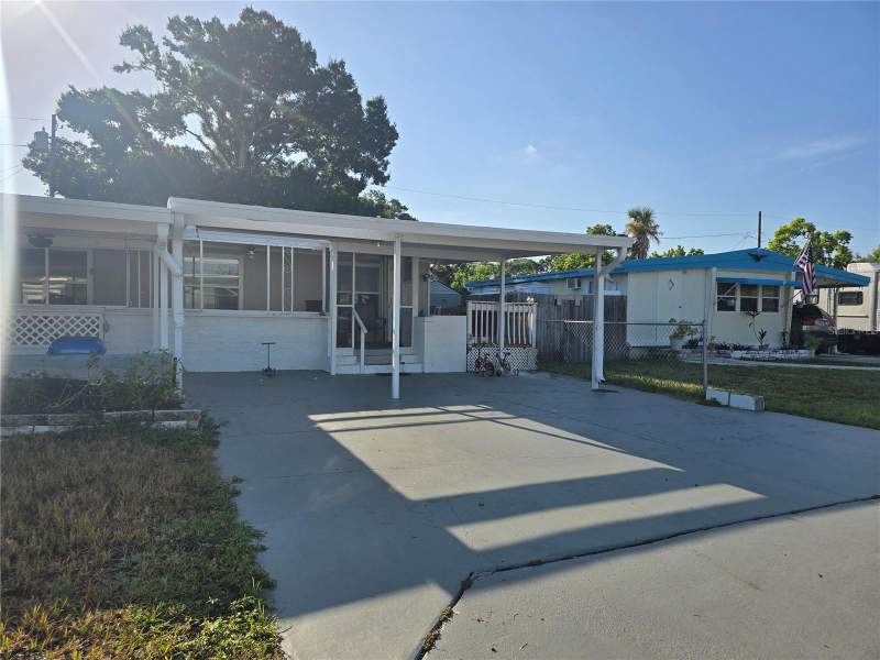 3 bedroom Manufactured Home at 5271 77th Street, Pine Bay Park, St Petersburg — photo 2
