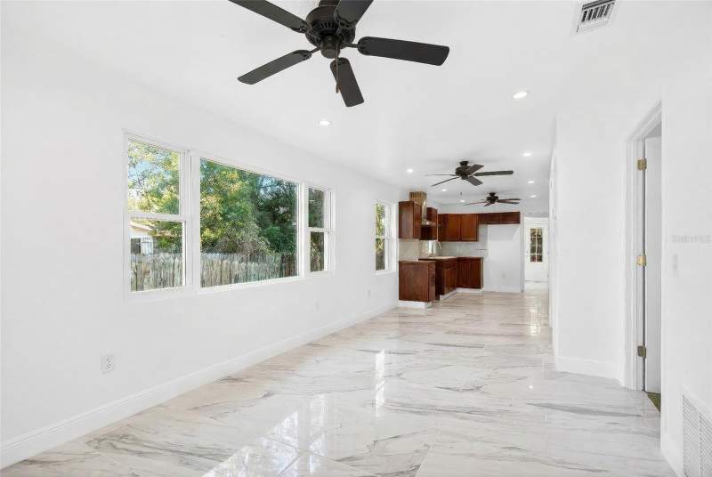 3 bedroom Single Family Residence at 1110 SW Fort King Street, Santa Marie Place, Ocala — photo 5