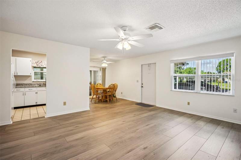 2 bedroom Condominium at 2224 Grenadier Drive, Gloucester A Condo, Sun City Center — photo 3