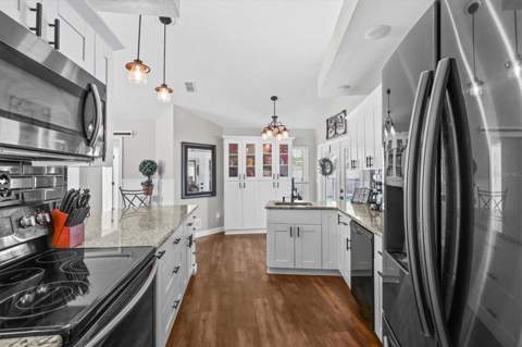1049 Larkin Road, Spring Hill FL - photo 20 of 64