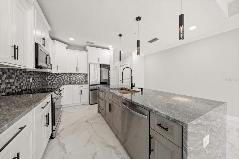 3 bedroom Condominium at 211 Dolphin Point #201, La Brisa Del Mar Condo, Clearwater — photo 5