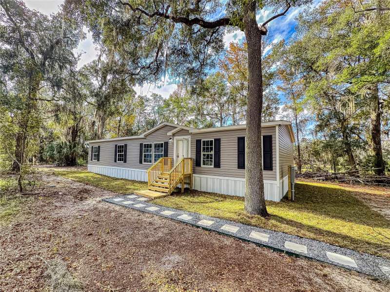 3 bedroom Manufactured Home at 4300 NE 175th Street Road, Citra Acres, Citra — photo 3