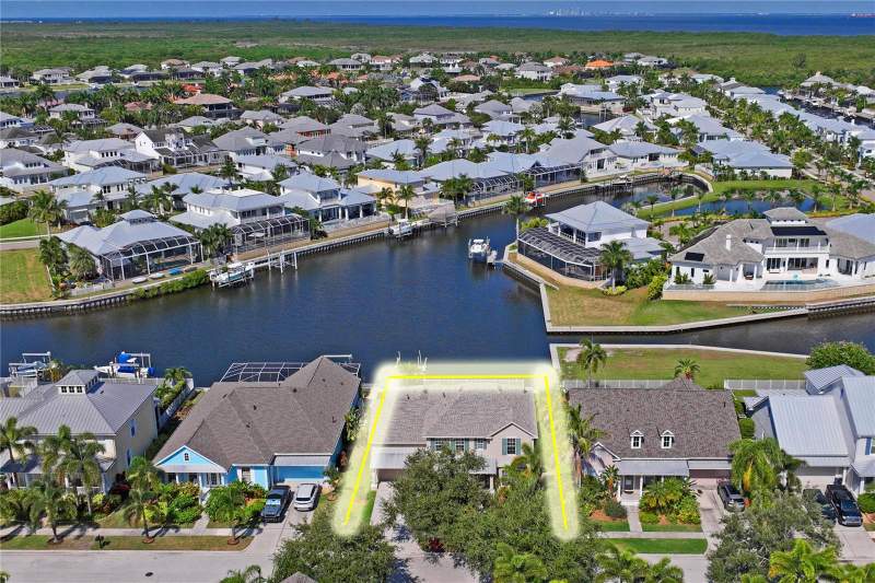 4 bedroom Single Family Residence at 5714 Sea Trout Place, Mirabay Phase 3B-2, Apollo Beach — photo 2