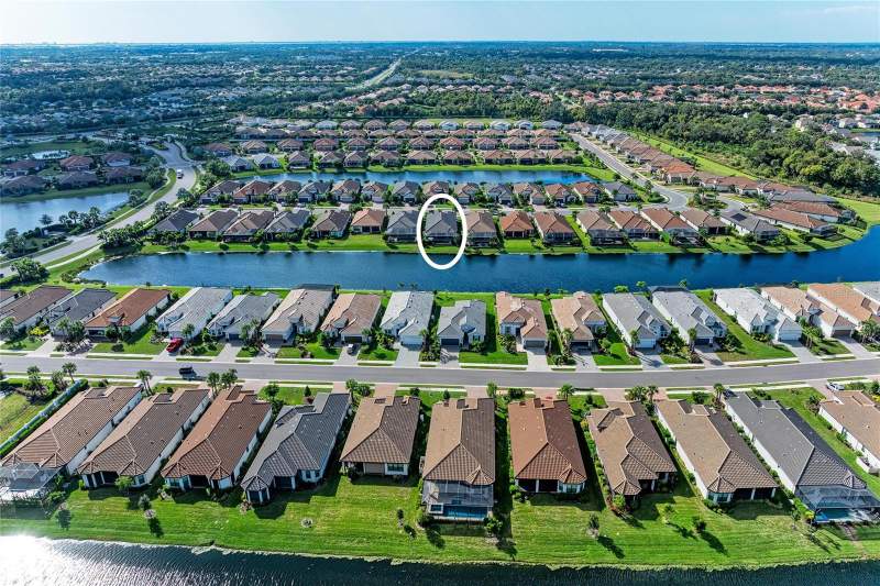 4 bedroom Single Family Residence at 6261 Mesa Glen, Heights Ph I Subph Ia & Ib & Ph II, Bradenton — photo 4