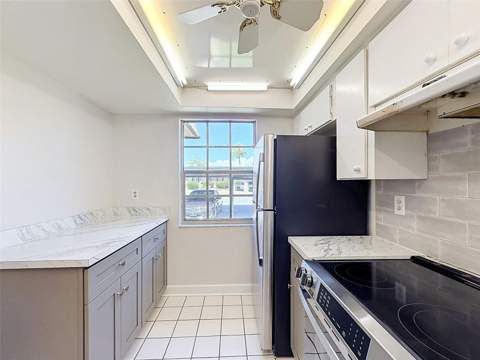 4422 Sunstate Drive, New Port Richey FL - photo 9 of 72