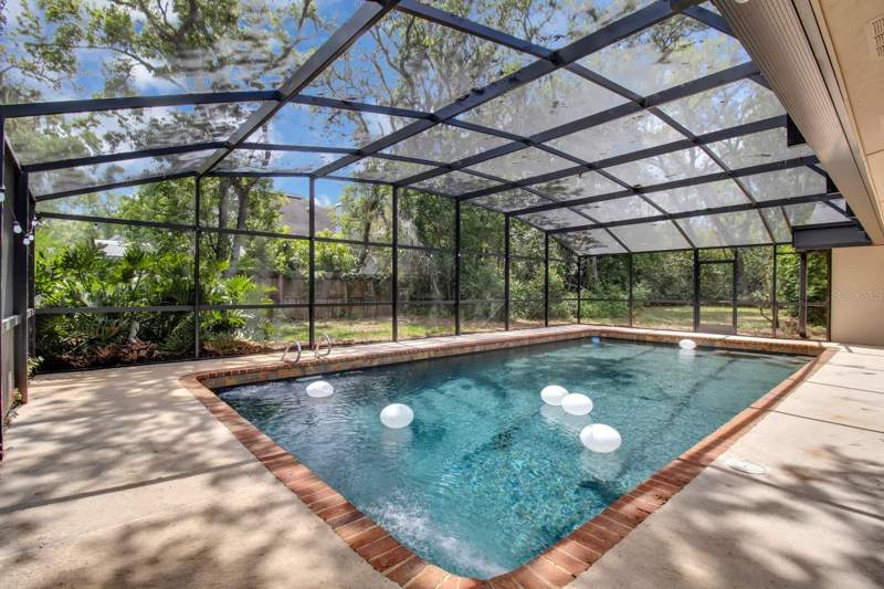 4 bedroom Single Family Residence at 204 GREEN LAKE CIRCLE, SWEETWATER OAKS, LONGWOOD — photo 4