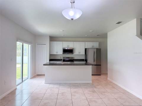 370 Hyacinth Street, Port Charlotte FL - photo 8 of 40