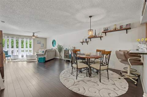 10399 Paradise Boulevard #107, Treasure Island FL - photo 9 of 29