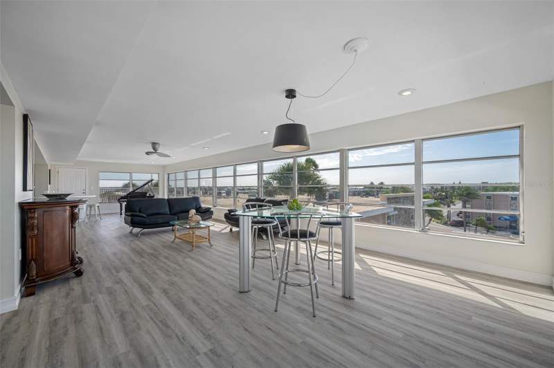 2 bedroom Condominium at 6363 Gulf Winds Drive #437, Sylvette Condo, St Pete Beach — photo 5