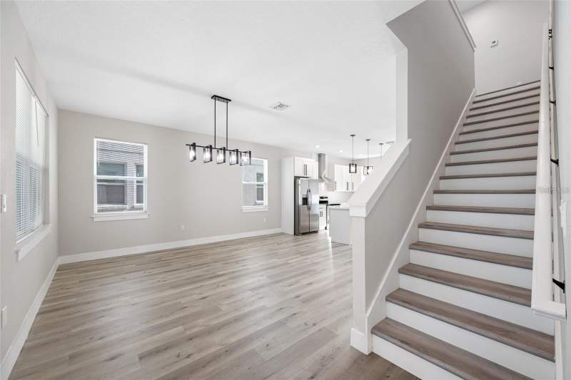 6 bedroom Single Family Residence at 6910 Dartmouth Avenue, Pasadena Terrace, St Petersburg — photo 4