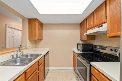 900 SW 62nd Boulevard #L76, Gainesville FL - photo 14 of 47