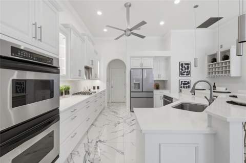7920 Royal Queensland Way, Lakewood Ranch FL - photo 15 of 49