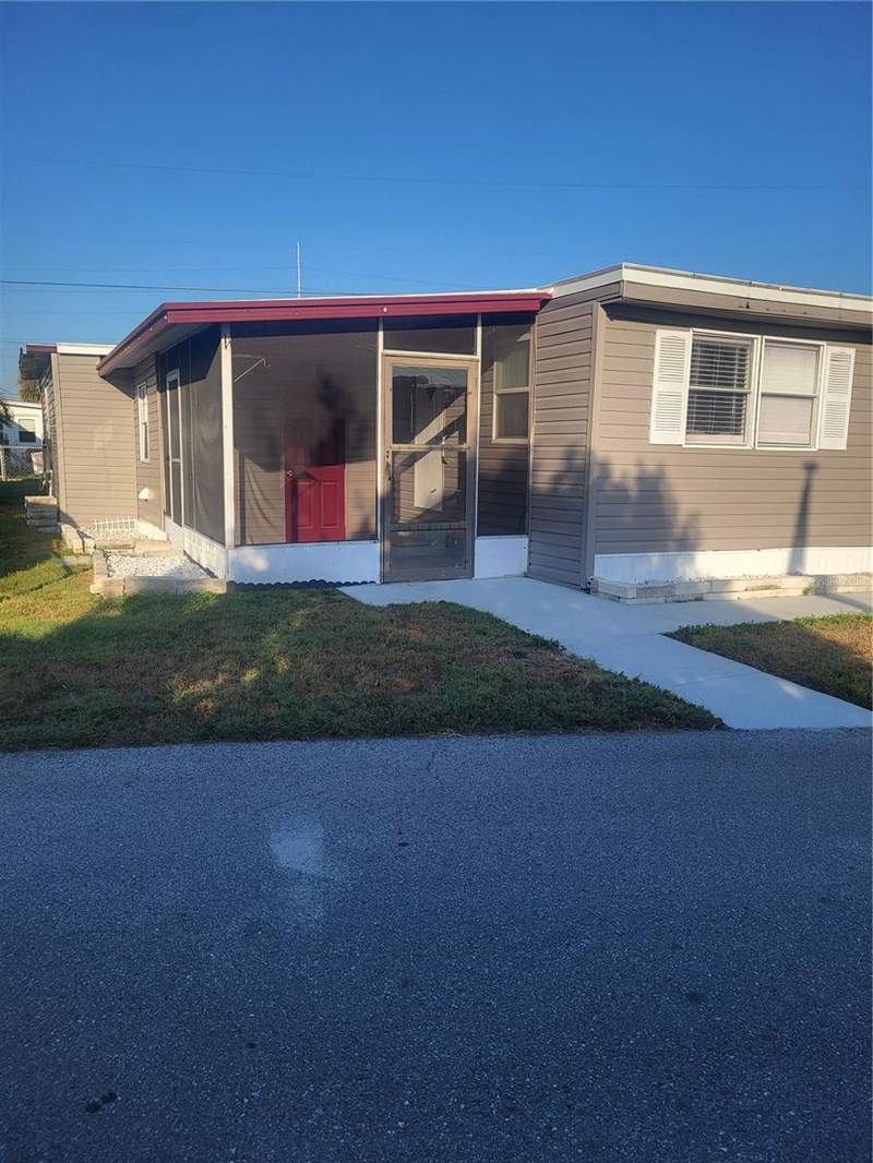 2 bedroom Mobile Home at 6580 Seminole Boulevard #424, Holiday Village Co-Op M/H Unrec, Seminole — photo 3