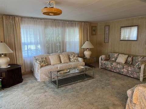 201 Royal Palm Circle, Largo FL - photo 9 of 28