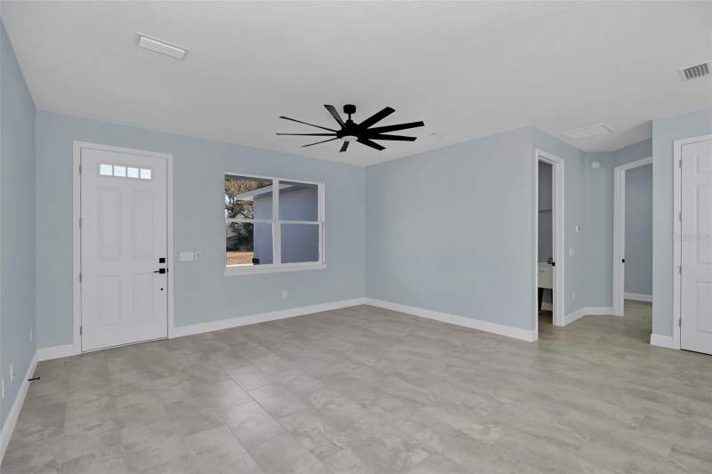 3 bedroom Single Family Residence at 7604 SW 103rd Loop, Hidden Lake, Ocala — photo 3