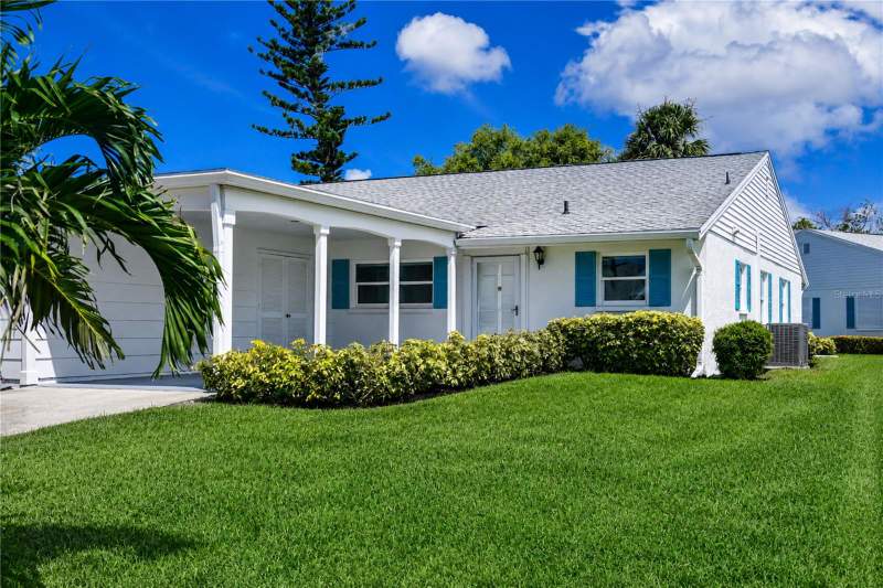 2 bedroom Condominium at 9411 Concord Circle, Mount Vernon Ph 1-B, Bradenton — photo 3