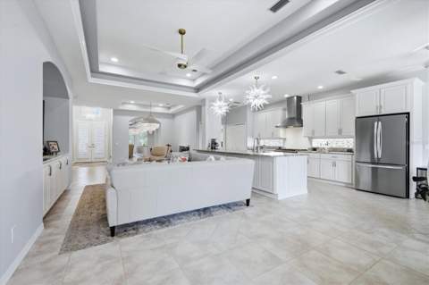 8319 Nice Way, Sarasota FL - photo 10 of 51