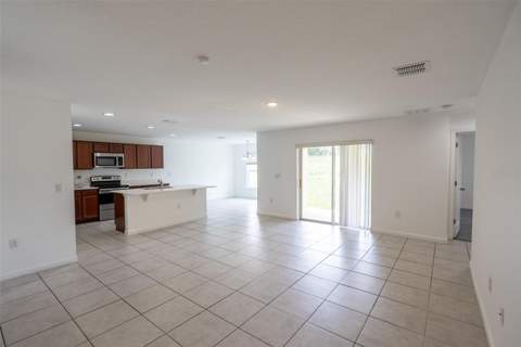 1333 Lucerne Loop Road, Winter Haven FL - photo 13 of 38