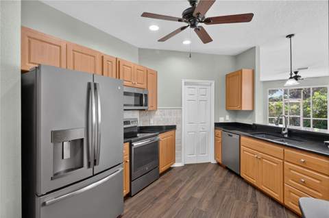 792 Grasslands Village Circle #792, Lakeland FL - photo 17 of 54