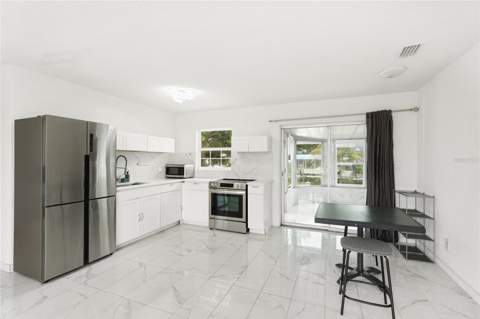 6815 Georgia Avenue, Bradenton FL - photo 12 of 36