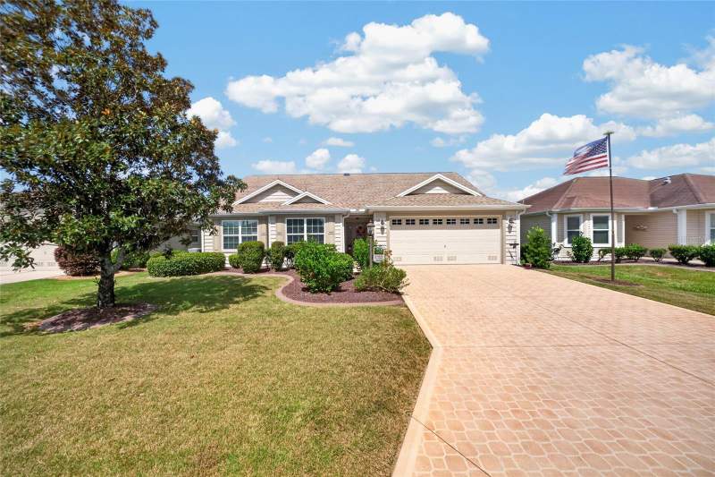 3 bedroom Single Family Residence at 1648 Pennecamp Drive, Villages Of Sumter, The Villages — photo 2