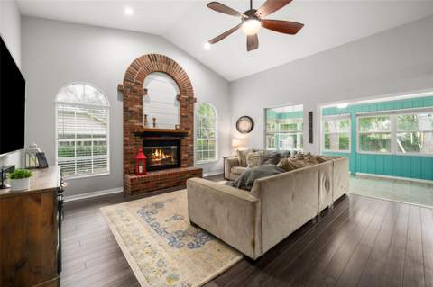 2712 NW 29th Place, Gainesville FL - photo 9 of 48