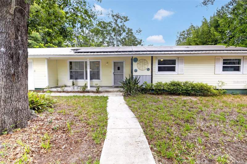 1822 SW 42ND AVENUE home for sale in Idylwild South Serenola Homes for Sale: 1 Listing, From $365K