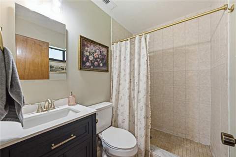 124 N Pointe Drive, Auburndale FL - photo 12 of 68
