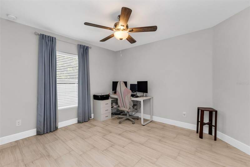 3 bedroom Single Family Residence at 203 Cayuga Street, Port Charlotte Sec 030, Port Charlotte — photo 4