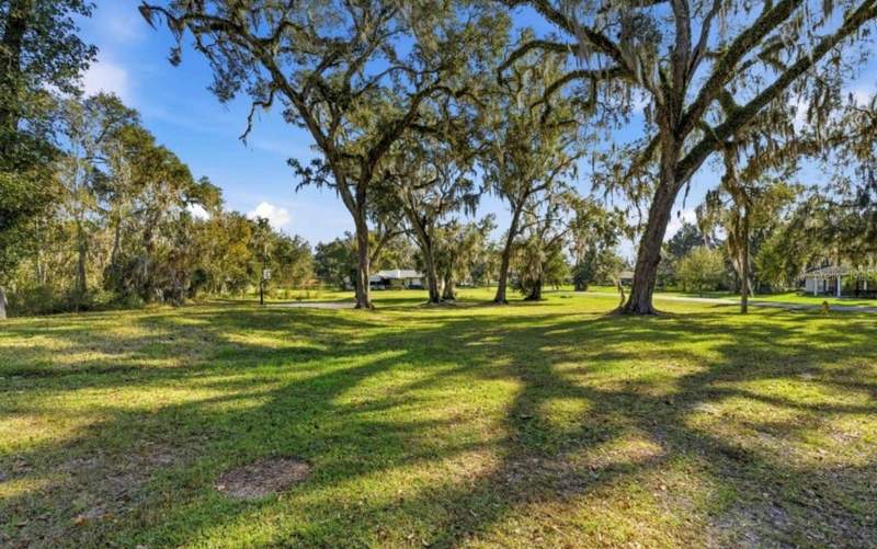 3 bedroom Single Family Residence at 23327 Eppley Drive, Dogwood Estate Ph I, Brooksville — photo 5
