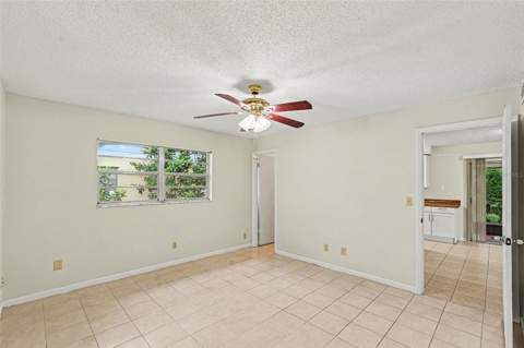 1122 Estatewood Drive, Brandon FL - photo 12 of 17