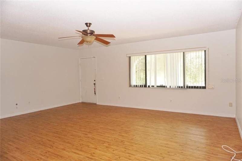 3 bedroom Single Family Residence at 550 N Rooks Avenue, Inverness, Inverness — photo 5