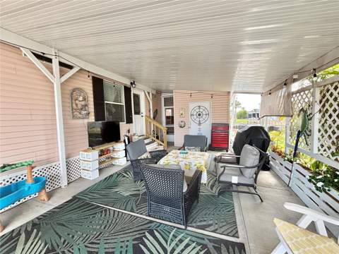 102 Americana Court #206, St Petersburg FL - photo 7 of 30