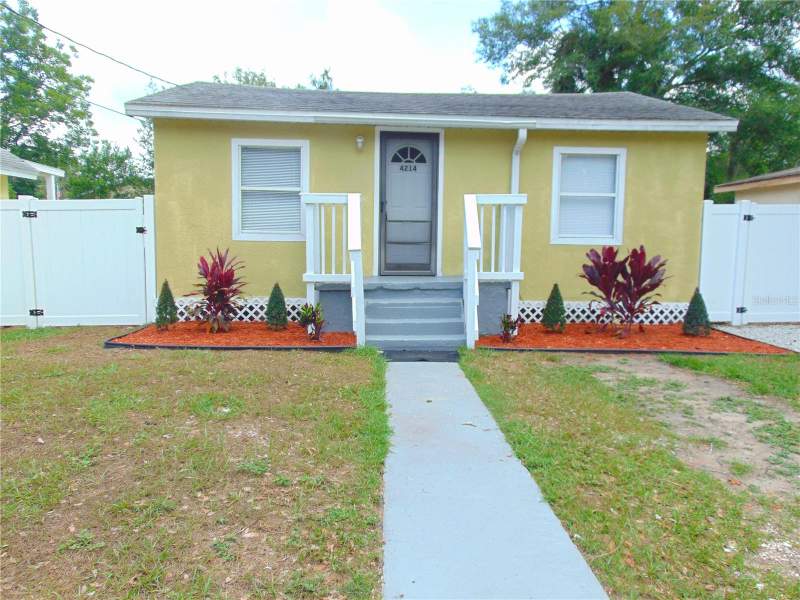 3 bedroom Single Family Residence at 4214 E Palifox Street, Eastern Heights, Tampa — photo 2