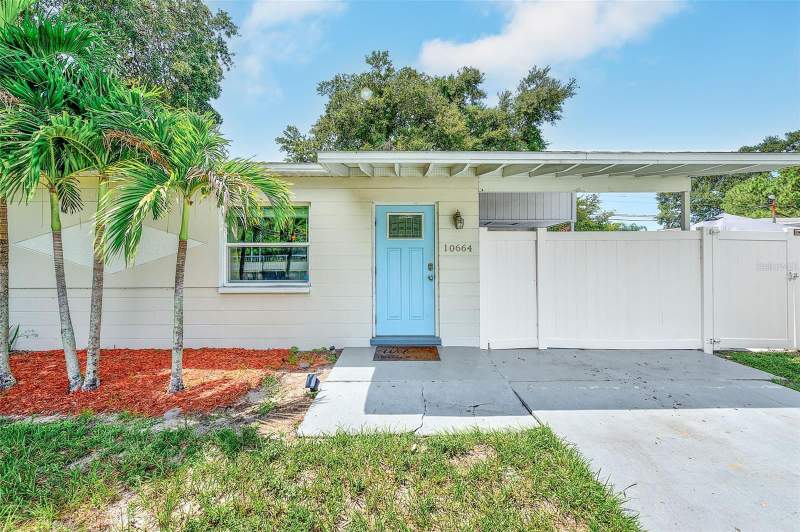 2 bedroom Single Family Residence at 10664 Starkey Road, Starkey Heights, Seminole — photo 2
